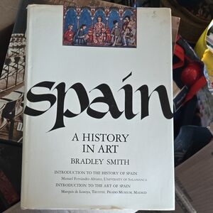 Spain: A History in Art Book